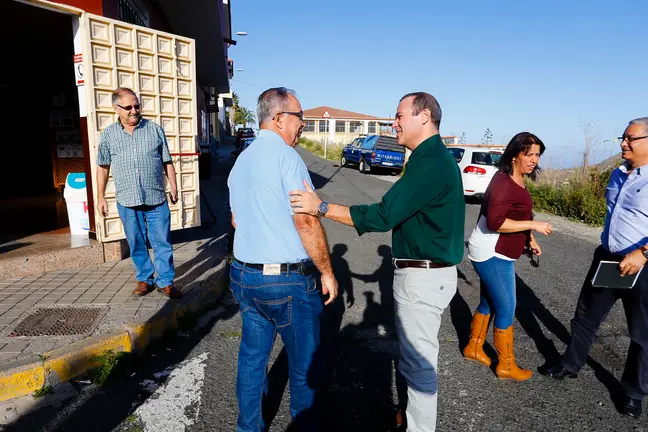 El Alcalde durante la visita