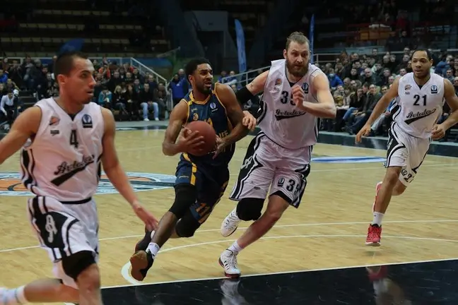 Una jugada de ataque del partido de la Eurocup