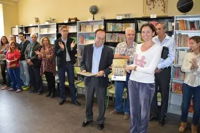 En le Giner de los R&iacute;os, autoridades.