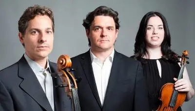 Trio Arb&oacute;s