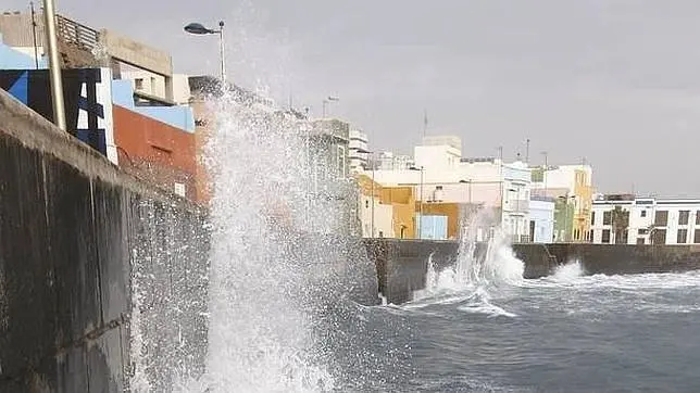 Oleaje en la costa
