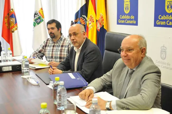 El Presidente del Cabildo de GC con el Consejero de Transportes