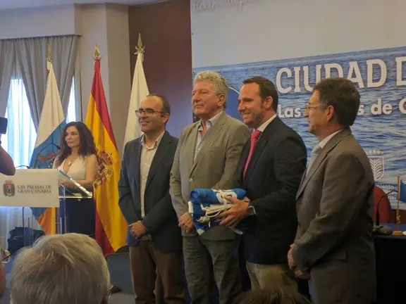 ACTO DE ENTREGA BANDERAS AZULES