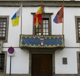 AYUNT
