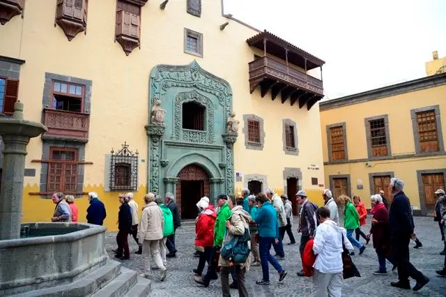 160927-TURISTAS-Casa-de-Colon-Vegueta
