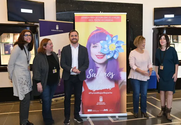 Isaac Castellano, Aurora Moreno y alguna de las participantes en las Jornadas