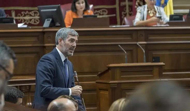 Fernando Clavijo interviene en el pleno del Parlamento de Canarias