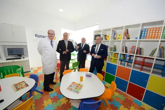 Terraza Solidaria Materno Infantil