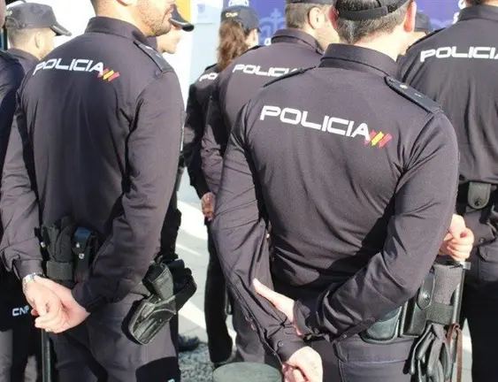 Polic&iacute;a Nacional