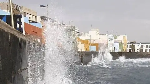 Oleaje en la costa