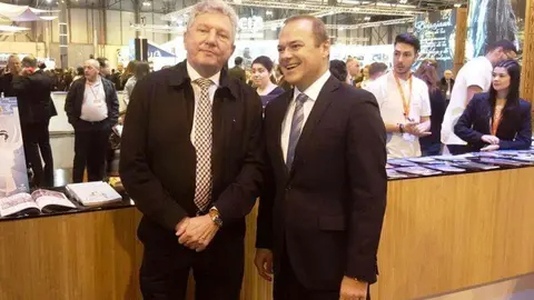 Pedro Quevedo con el Alcalde en FITUR