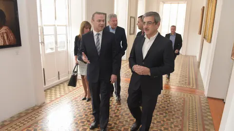 Augusto Hidalgo (PSOE) y Rom&aacute;n Rodr&iacute;guez (NC)