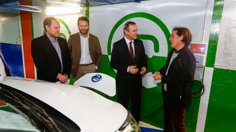 Punto de recarga de coches el&eacute;ctricos