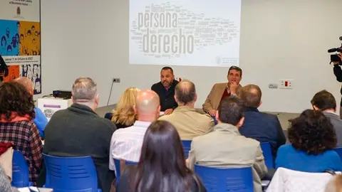 160404-Mesa-de-Inclusion-Social-del-municipio-1