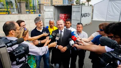 160602-Colaboracion-con-la-comunidad-ecuatoriana-en-la-recogida-solidaria-de-alimentos-3
