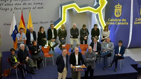Las Palmas de Gran Canaria, 23 de diciembre de 2016. El presidente del Cabildo de Gran Canaria, Antonio Morales, junto a los miembros del grupo de gobierno, present&oacute; el presupuesto de la Instituci&oacute;n insular para 2017 con especial hincapi&eacute; en sus aspectos m&aacute;s destacados.CABILDO /J.PEREZ CURBELO