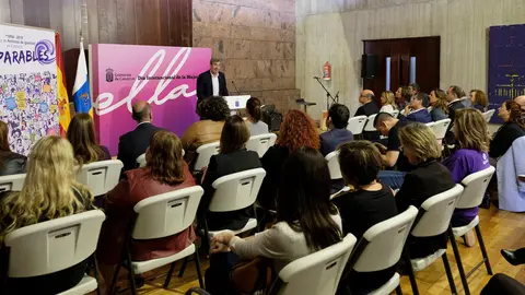 Fernando Clavijo preside el Acto Institucional del D&iacute;a Internacional de la Mujer