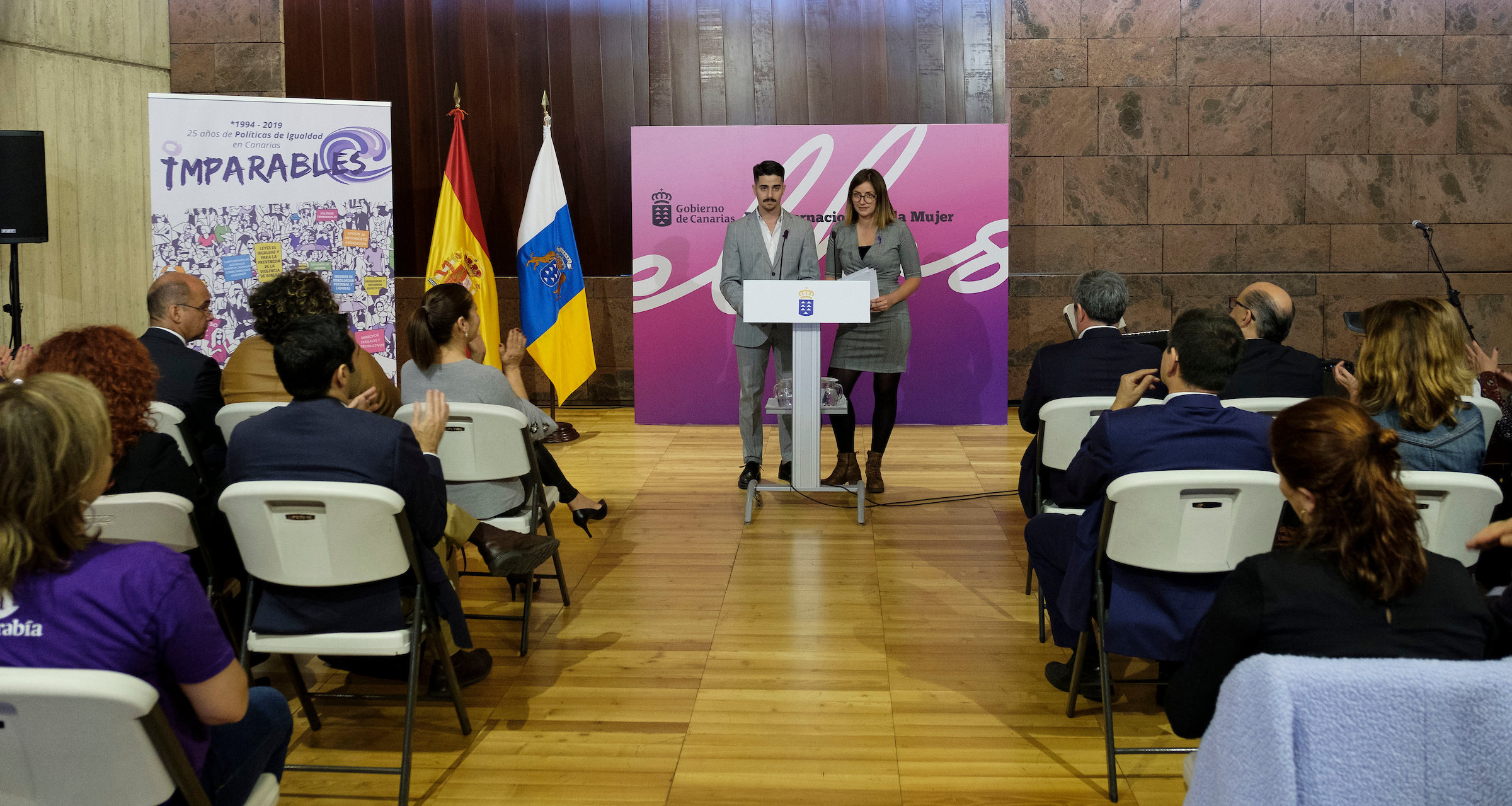 Isabel Noens y Alejandro Delgado, durante el acto